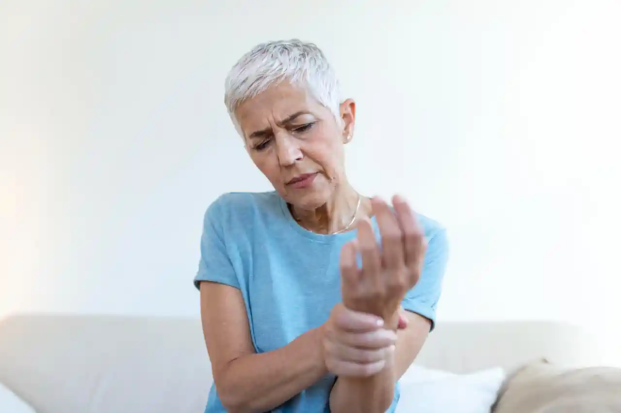 rheumatoid arthritis in hands